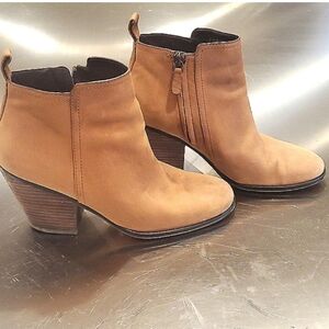 Cole Haan boots sz 8